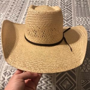 Size 7 straw cowboy hat brand new without tags